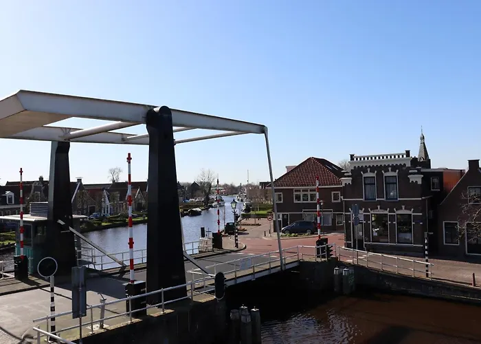 Stadsherberg 'Het Wapen Van Ijlst'